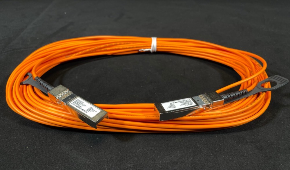Кабель Cisco AOC-S-S-10G-20M — фото 2