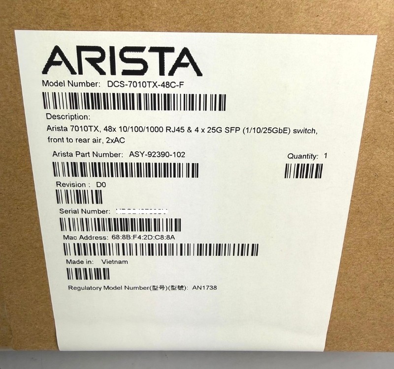 Коммутатор Arista 7010TX-48C 48 портов QSFP28 100G (DCS-7010TX-48C-F) — фото 1