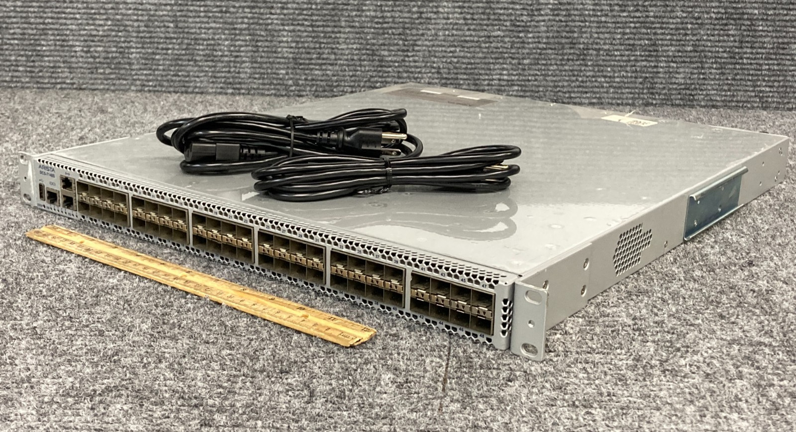 Коммутатор Arista DCS-7148S — фото 1
