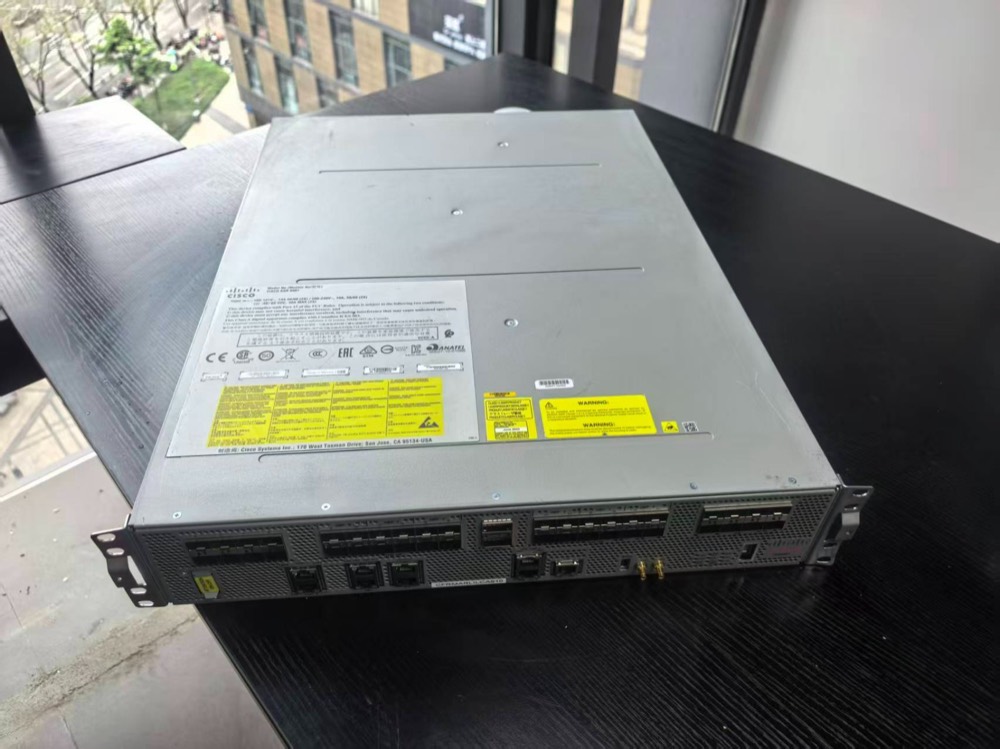 Маршрутизатор Cisco ASR9901 — фото 3