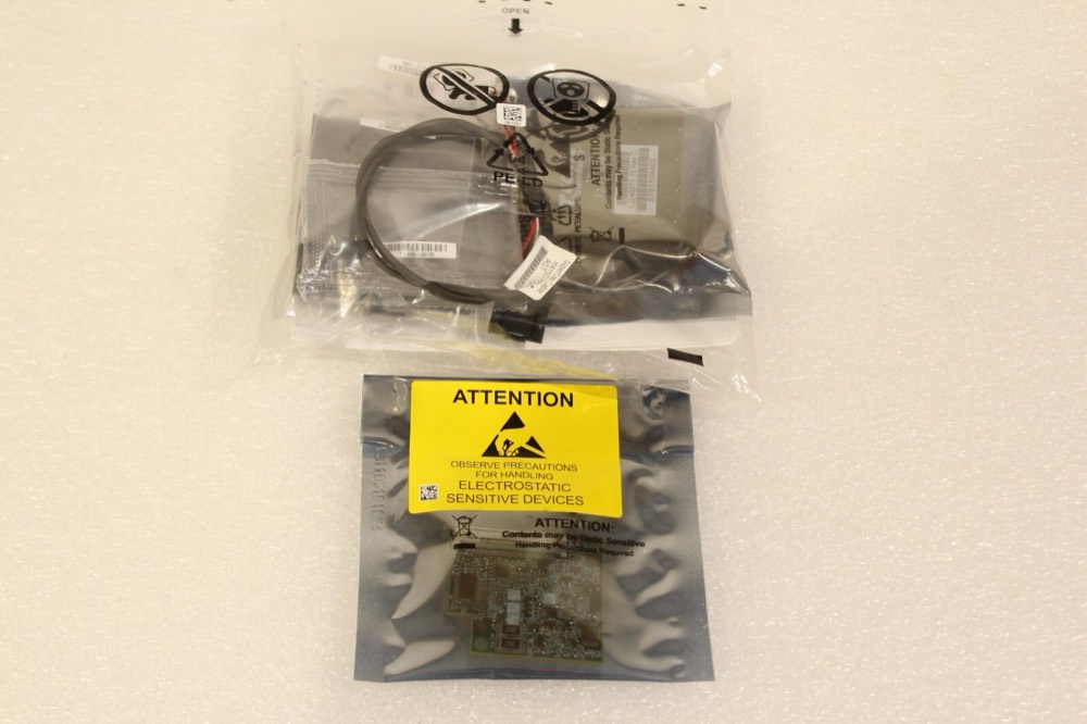 ИБП AXXRMFBU5 EMC INTEGRATED RAID CONTROLLER BATTERY BACKUP KIT — фото 1