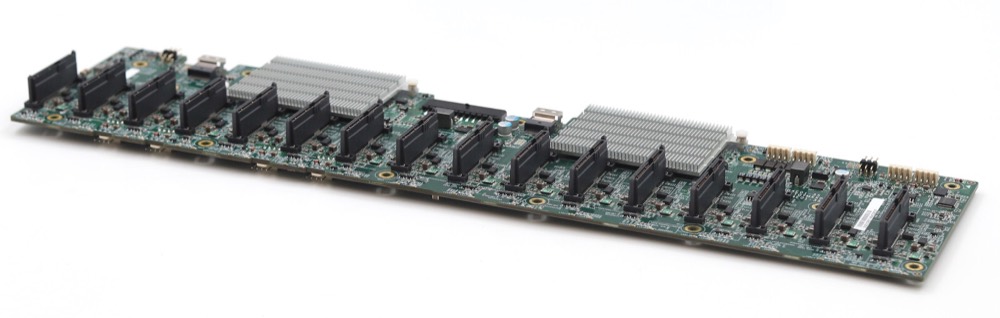 Бэкплейн BigFoot RNT Rausch Storage System Backplane Board P/N: BP-HD4E01-3S Tested — фото 1