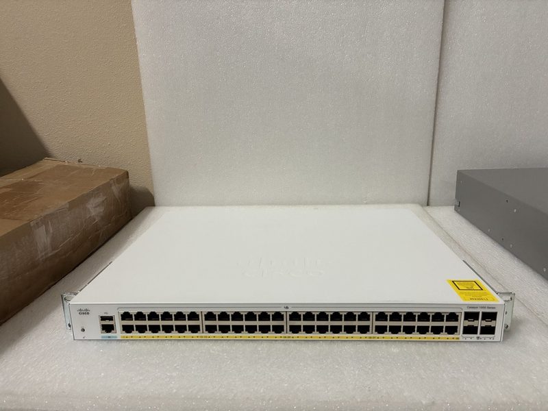 Коммутатор Cisco Catalyst 1000, 48 портов PoE+, 4×SFP 1G — фото 1