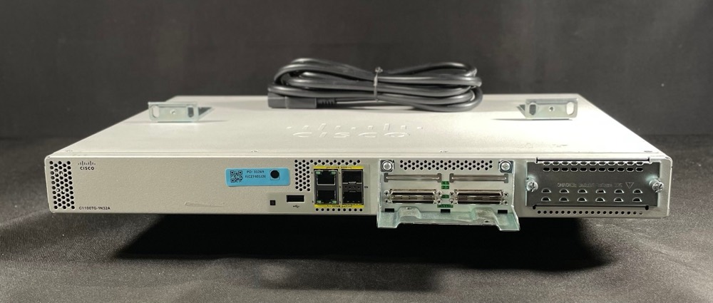 Маршрутизатор Cisco C1100TG-1N32A — фото 1