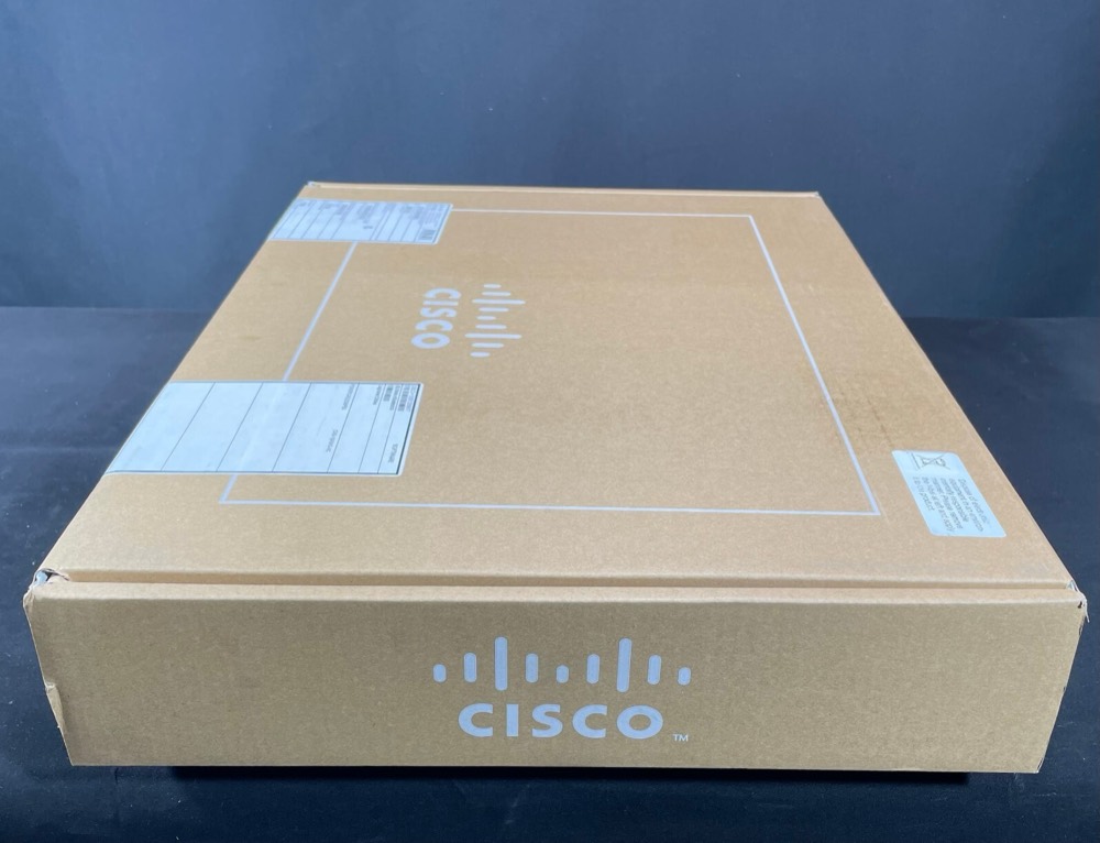 Коммутатор Cisco C1300-48T-4G — фото 3