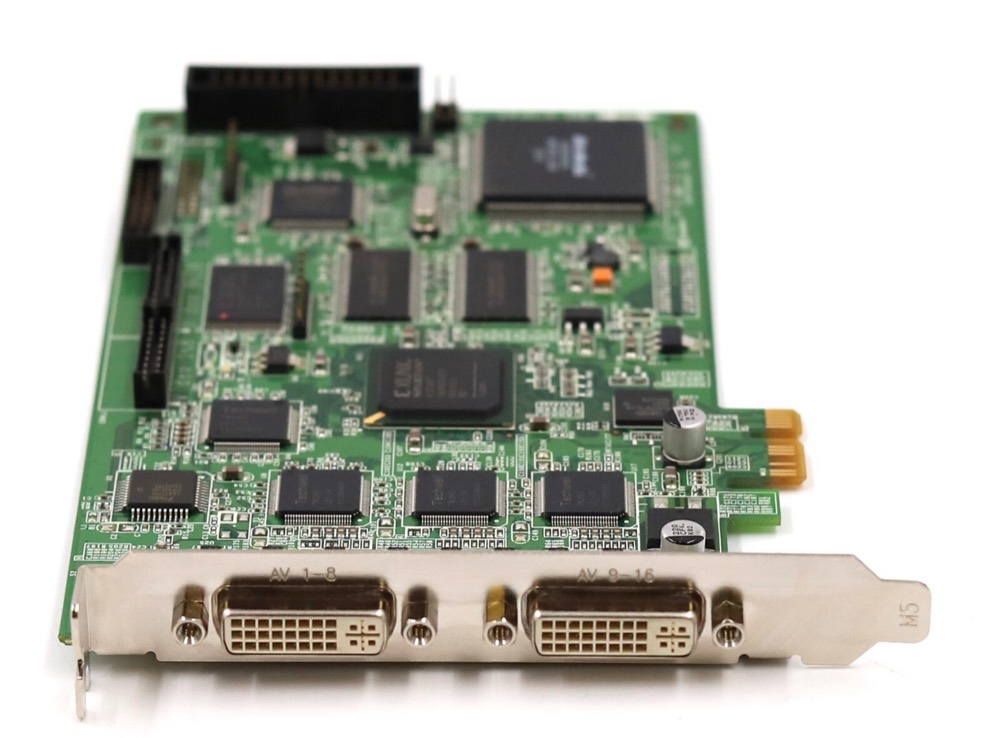 Плата AverMedia C136-D Dual-Port DVI 16-Channel PCIe Video Capture Card Tested Working — фото 2