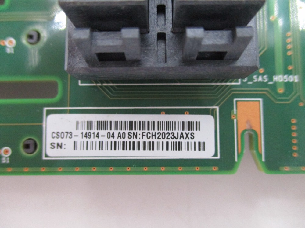 Бэкплейн Cisco UCS C240-M4 8-Bay Disk Backplane P/N: CS073-14914-04 Tested Working — фото 2