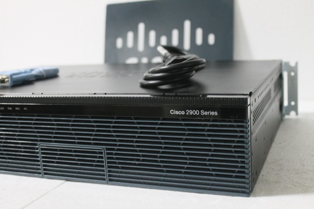 Маршрутизатор Cisco C2911-VSEC/K9 — фото 2