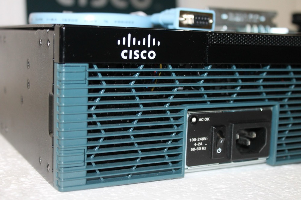 Маршрутизатор Cisco C2951-VSEC/K9 — фото 3