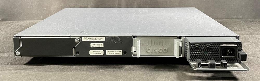 Коммутатор Cisco C2960XR — фото 2