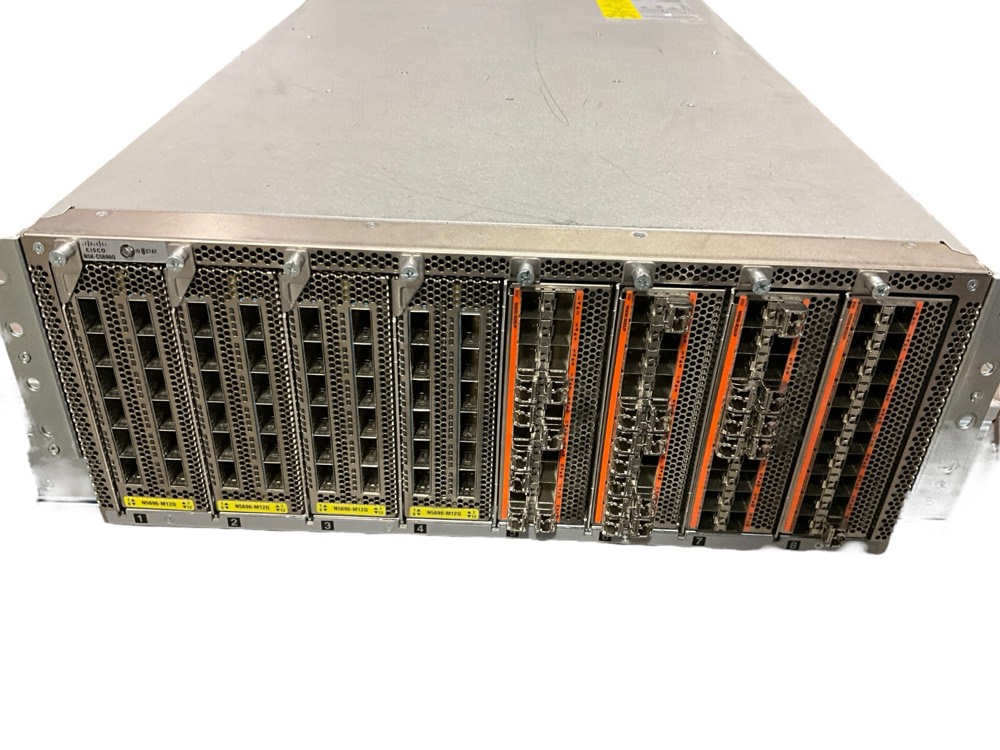 Коммутатор Cisco Nexus C5696Q N5K-C5696Q 4U Switch w/ 4x N5696-M20UP & N5K-C5696-M12Q — фото 1