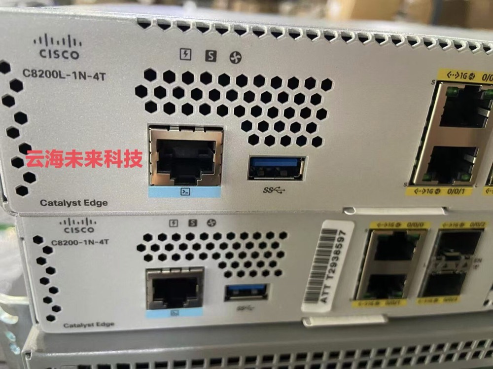 Маршрутизатор Cisco C8200-1N-4T/C8200L-1N-4T — фото 1