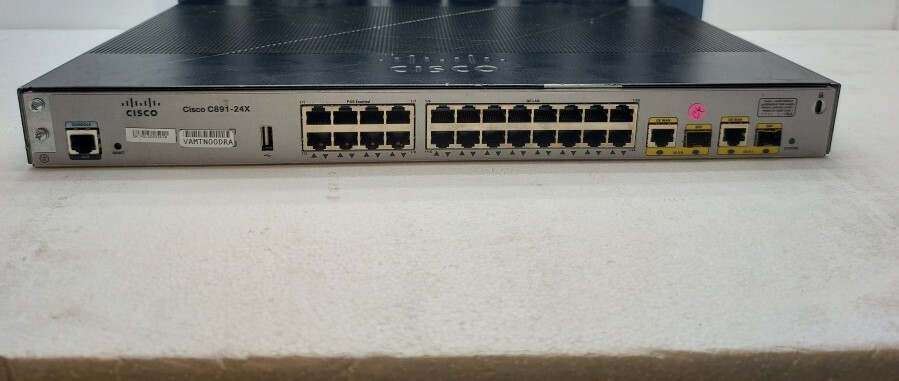 Маршрутизатор CISCO C891-24X/K9 — фото 2