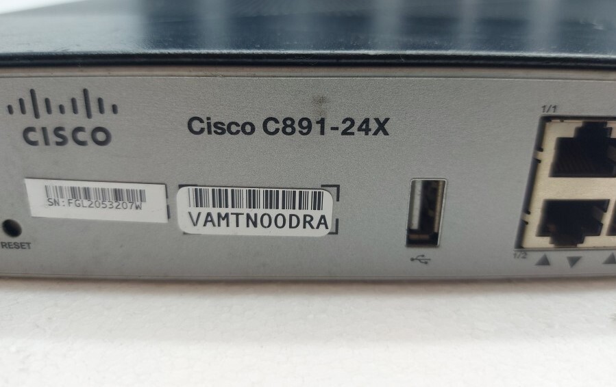 Маршрутизатор CISCO C891-24X/K9 — фото 3