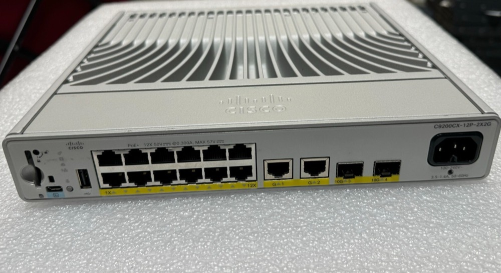 Коммутатор Cisco C9200CX-12P-2X2G-A — фото 1