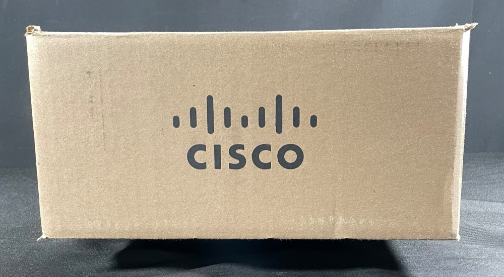 Коммутатор Cisco C9200CX-8P-2X2G-E — фото 1