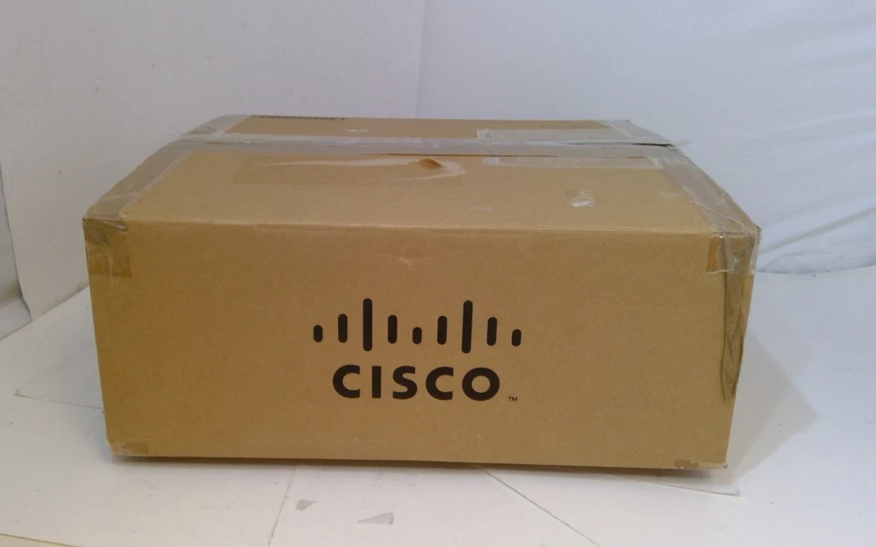 Коммутатор Cisco C9200L-48P-4X-E — фото 2