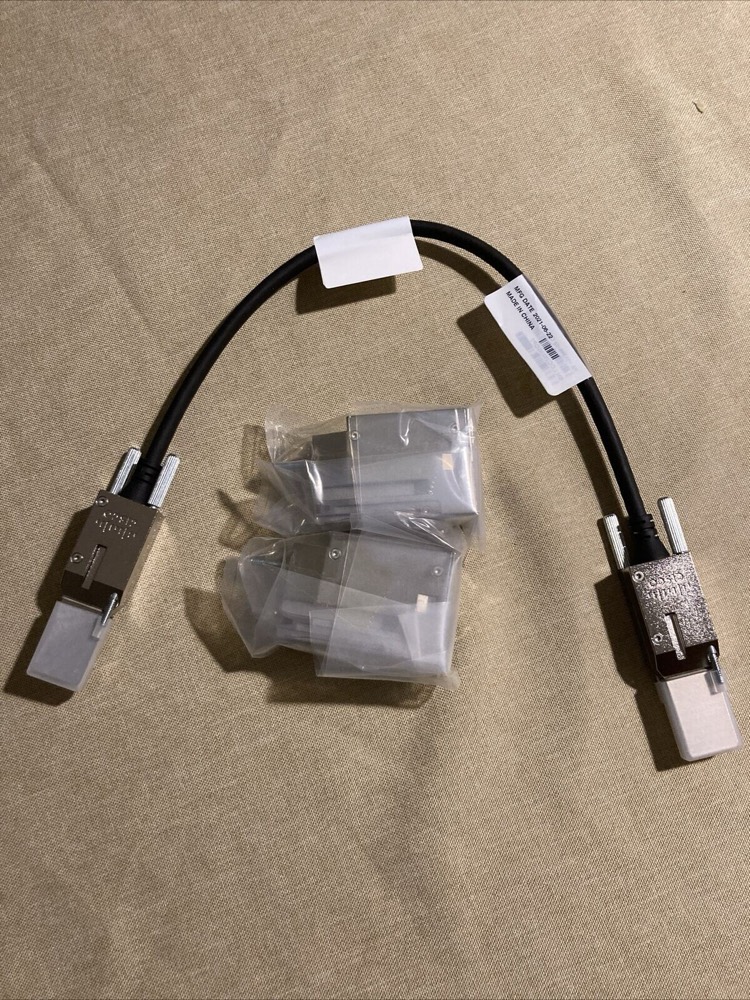 Коммутатор Cisco C9200L-STACK-KIT — фото 1