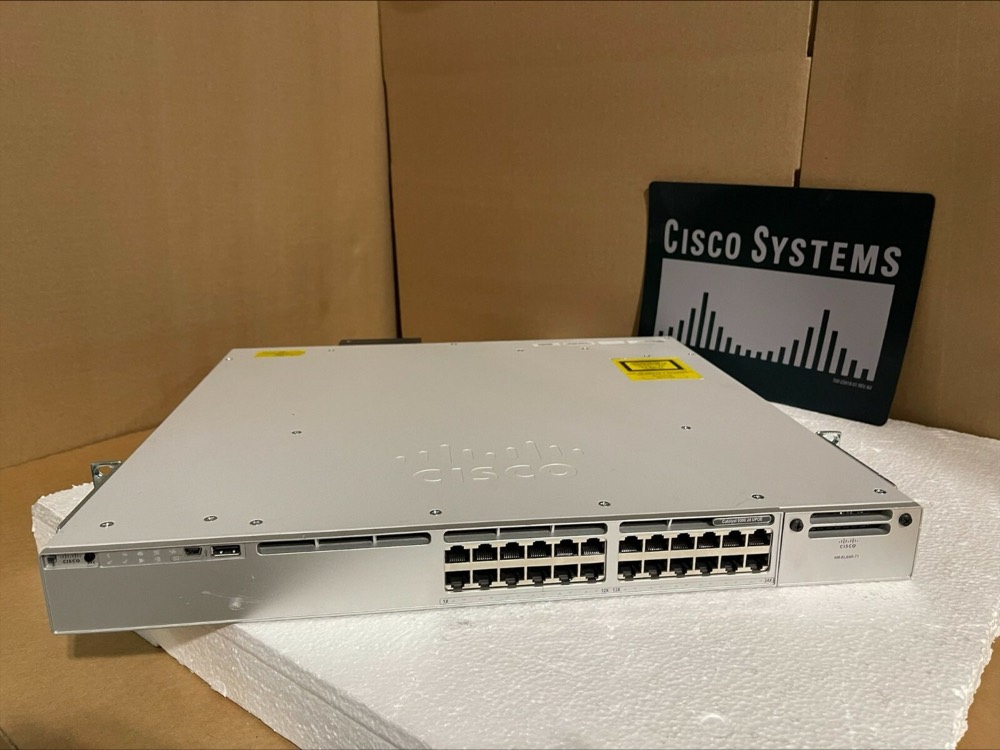 Коммутатор Cisco Catalyst 9300 C9300-24U-E 24×1G UPOE Network Essentials — фото 1