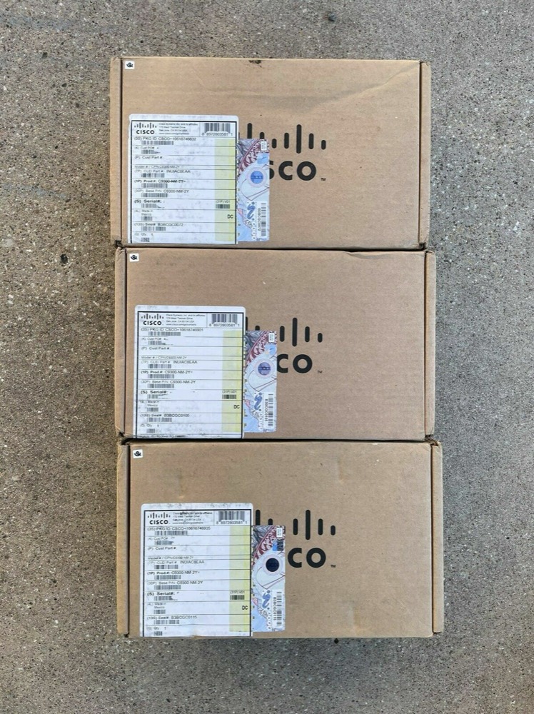 Коммутатор Cisco C9300-NM-2Y — фото 1