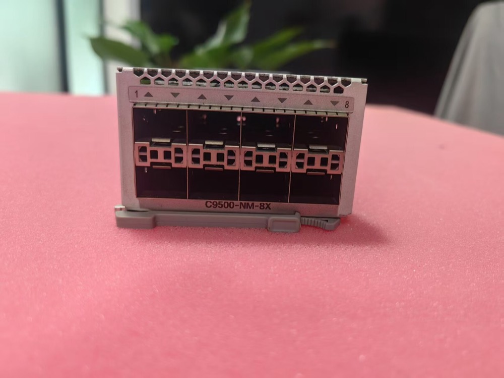 Модуль Cisco C9300-NM-8X — фото 4