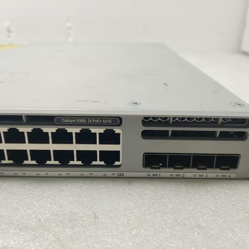 Коммутатор Cisco C9300L-24p-4G-A — фото 3