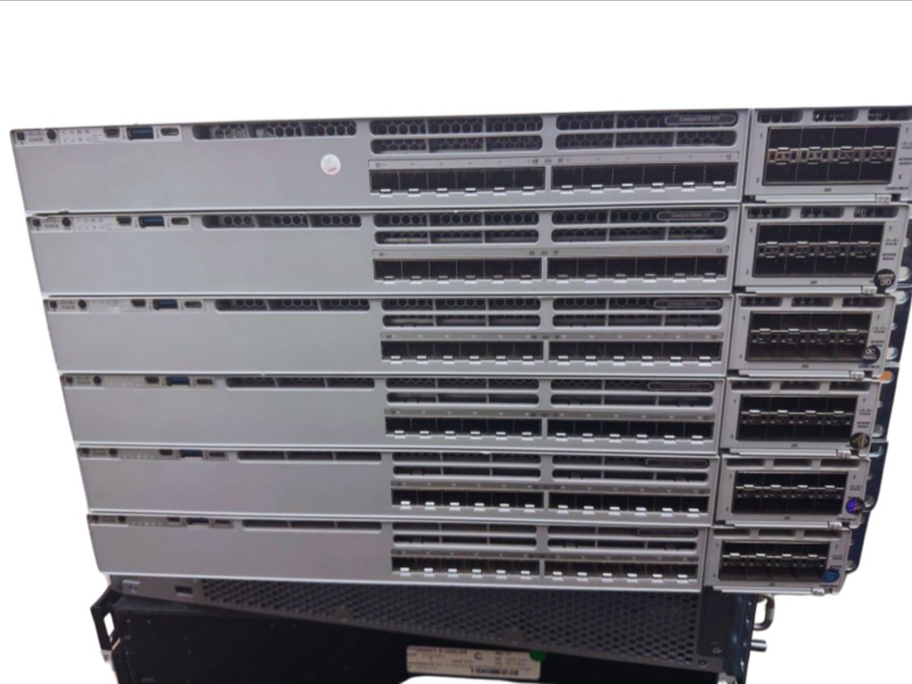 Коммутатор Cisco C9300X-12Y-A — фото 2