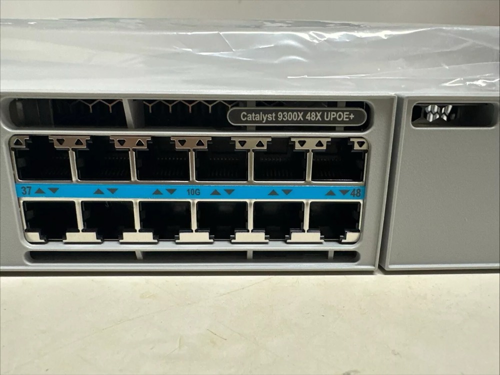 Коммутатор Cisco C9300X-48HX-M — фото 1