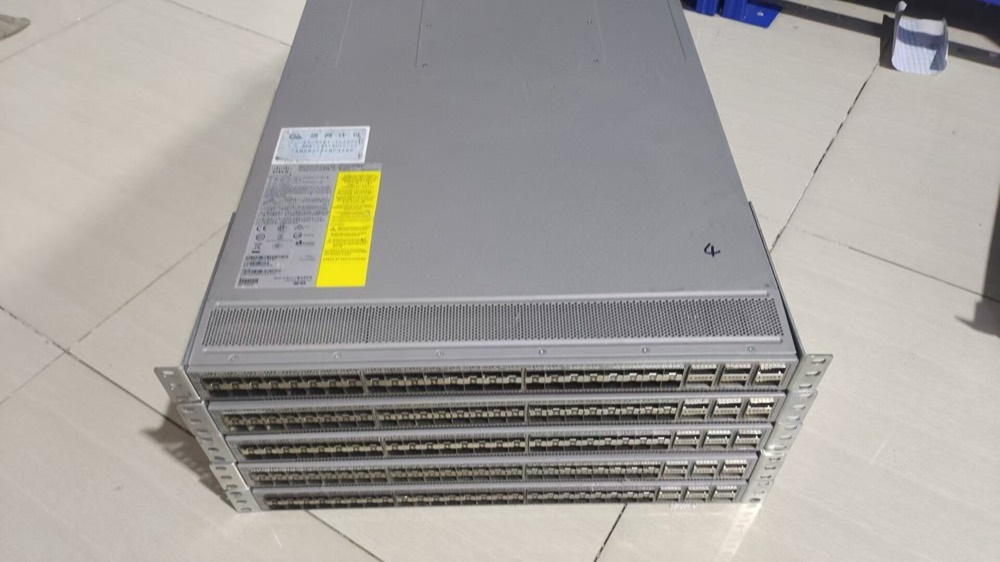 Коммутатор Cisco C93180YC-EX — фото 2