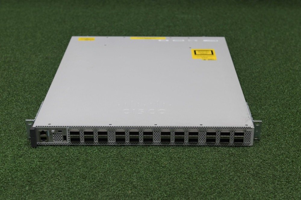 Коммутатор Cisco C9500-24Q-A — фото 2