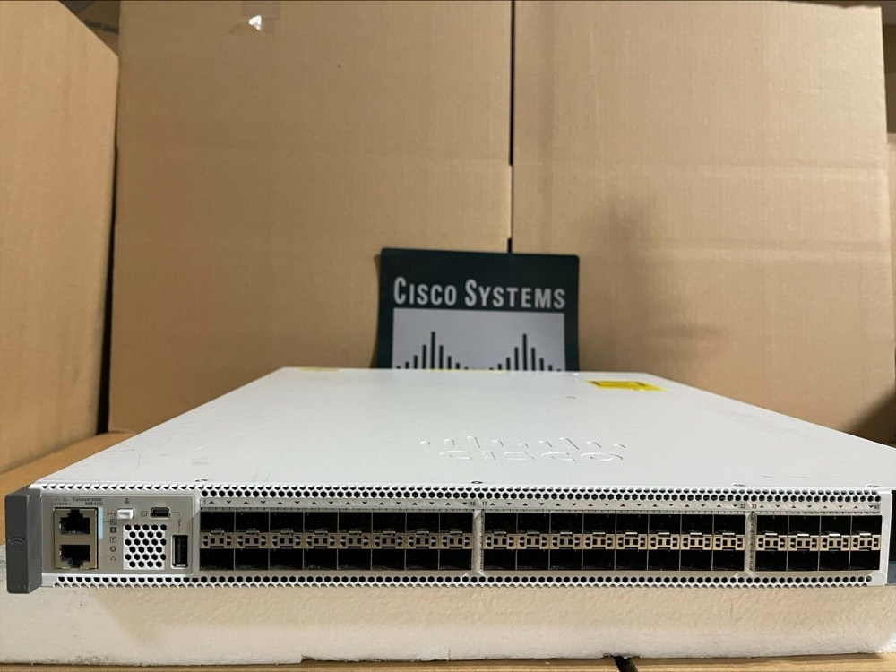 Коммутатор Cisco C9500-40X-E — фото 2