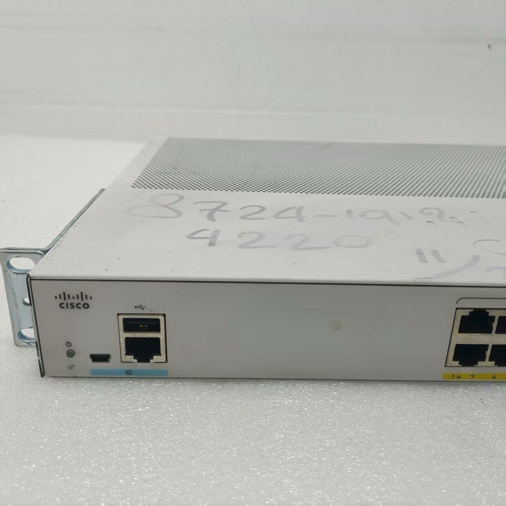 Коммутатор Cisco CBS350-24P-4G — фото 3