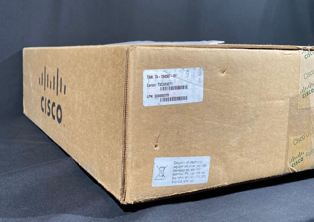 Коммутатор Cisco CBS350-24XT — фото 2