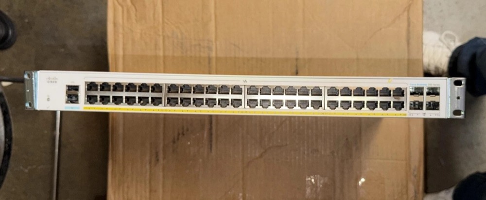 Коммутатор Cisco CBS350-48FP-4G, 48 портов PoE+, 4×SFP 1G — фото 1