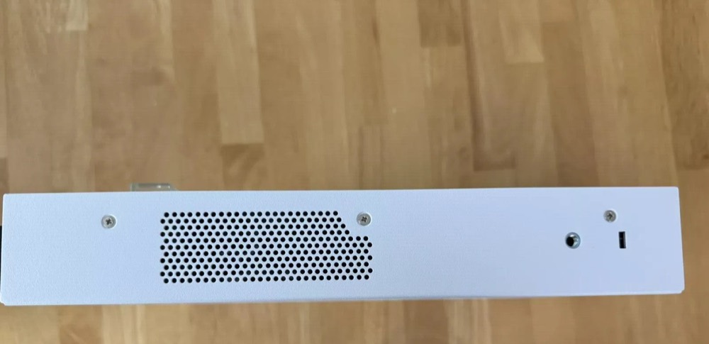 Коммутатор Cisco CBS350-8FP-E-2G — фото 3