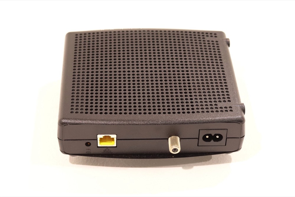 Кабель ARRIS CM820B DOCSIS 3.0 Cable Modem W/Power & Patch Cord Cable P/N: TC00XLD820 — фото 2