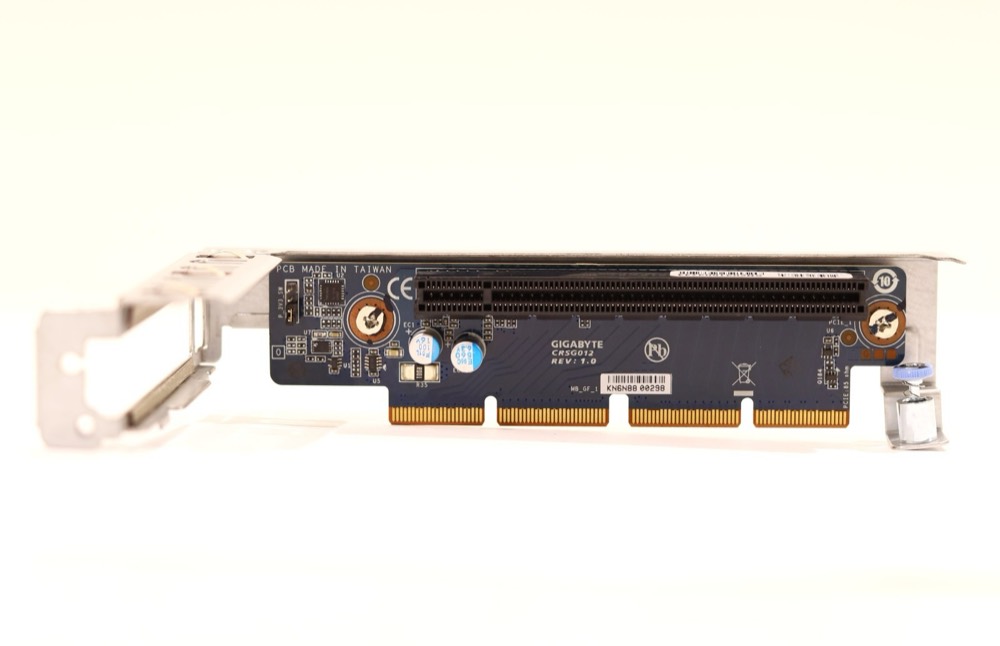 Райзер Gigabyte PCIe Riser Card with Bracket P/N: CRSG012 Tested Working — фото 1