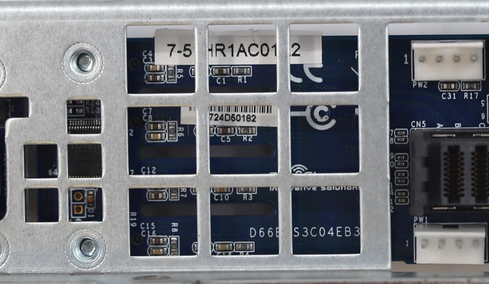 Бэкплейн Echo Streams D66BPS3C04EB3-0 Backplane With Bracket P/N: 7-51HR1AC01A2 Tested — фото 2