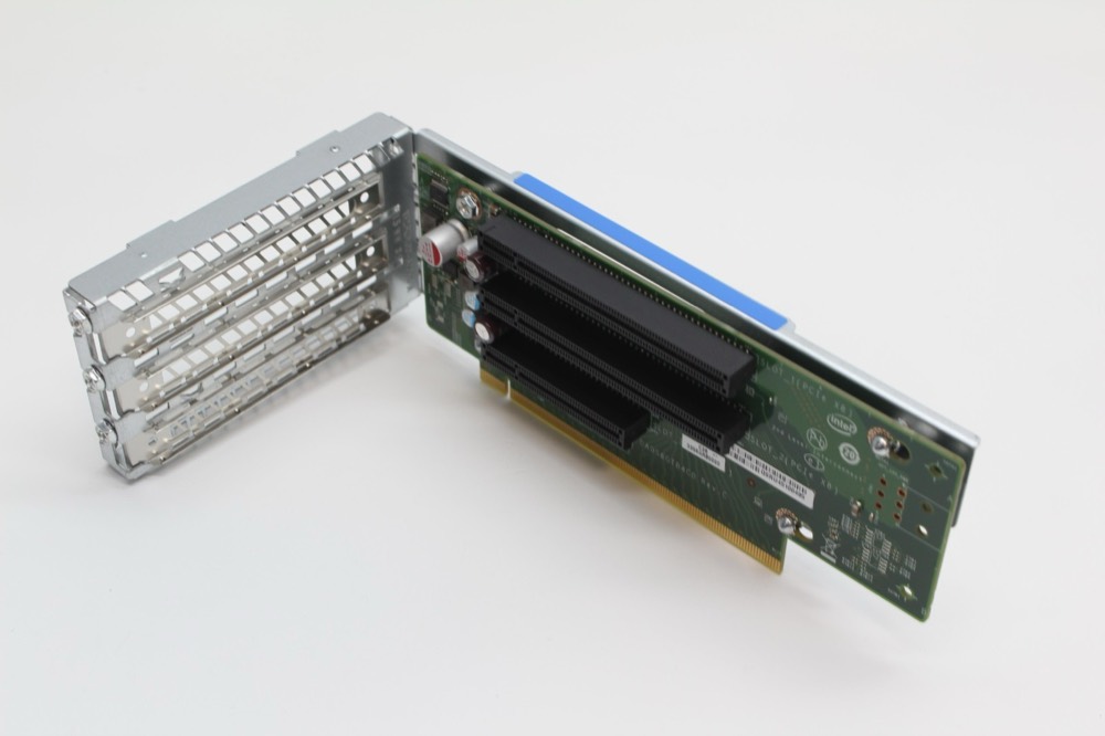 Райзер Intel DA0S6GTB4C0 2U на 3 слота PCIe с кронштейном (G15038-351) — фото 1