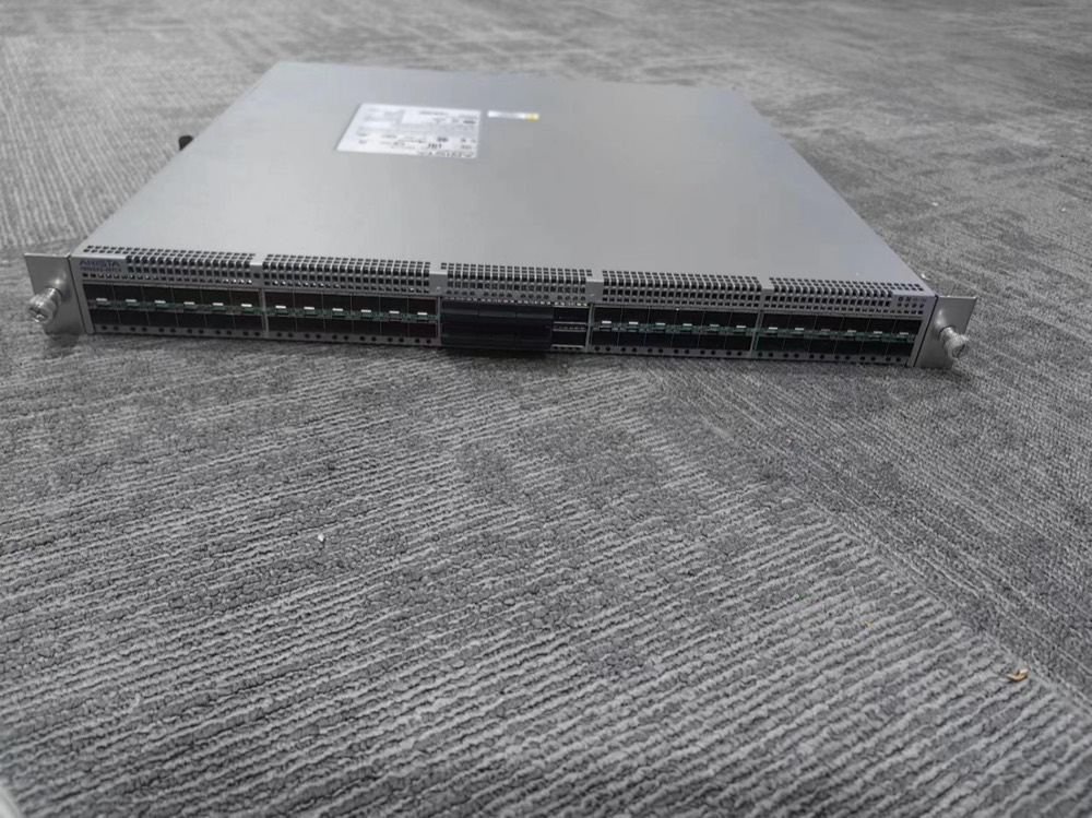 Коммутатор Arista DCS-7050SX3-48YC8-F — фото 3