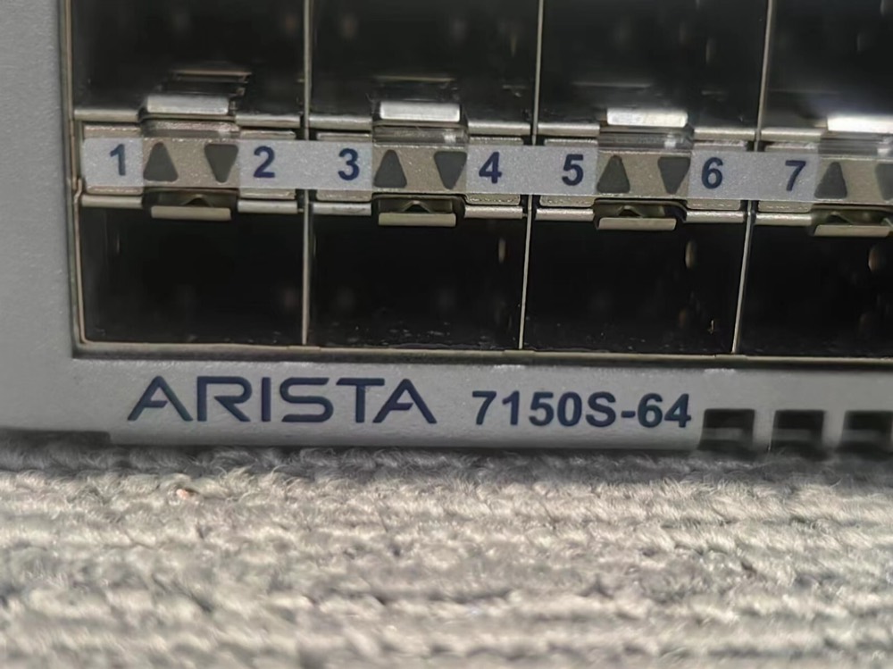 Коммутатор Arista DCS-7150S-64-CL-R — фото 1