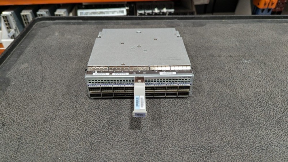 Коммутатор Arista DCS-7368-16C Expansion Module 16 Port 100 GbE QSFP — фото 1