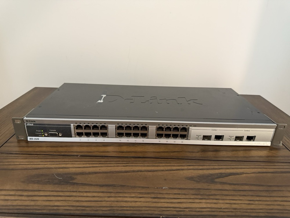 Коммутатор D-link DES-3526 — фото 1