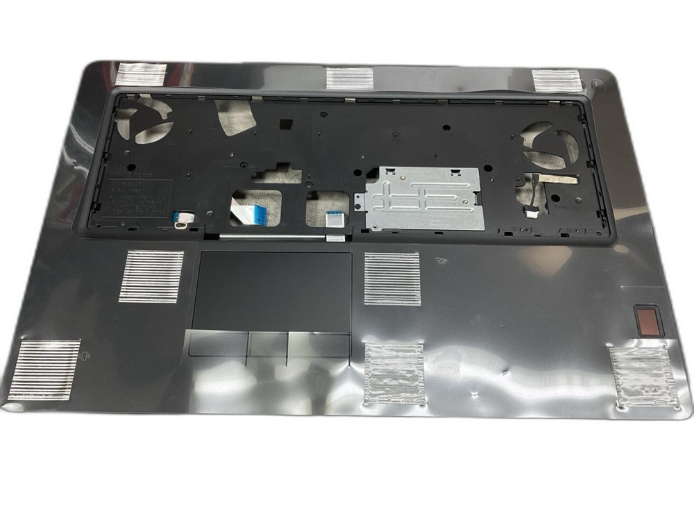 Запчасть ноутбука DK0K5 Dell Precision 17 (7710) 3 BUTTON Touchpad Palmrest w/Fingerprint Reader — фото 1