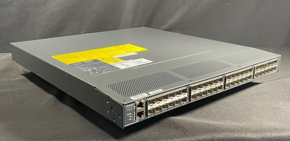 Коммутатор Cisco DS-C9148D-8G48P-K9 — фото 2