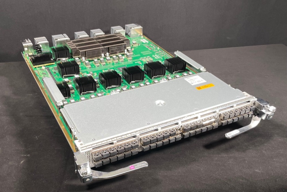 Оборудование Cisco DS-X9448-768K9 — фото 2