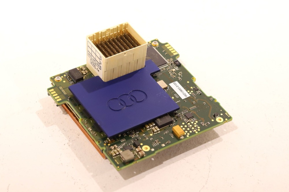 Плата Amulet Hotkey DXM13-1 Remote Management Mezzanine Card P/N: CA-MHC4-00240-4 — фото 1