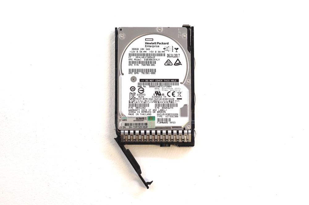 Компонент HPE EG0300JEHLV 300GB 2.5" 12Gb/s 10K RPM SAS Drive W/Caddy P/N: 768788-001 — фото 2