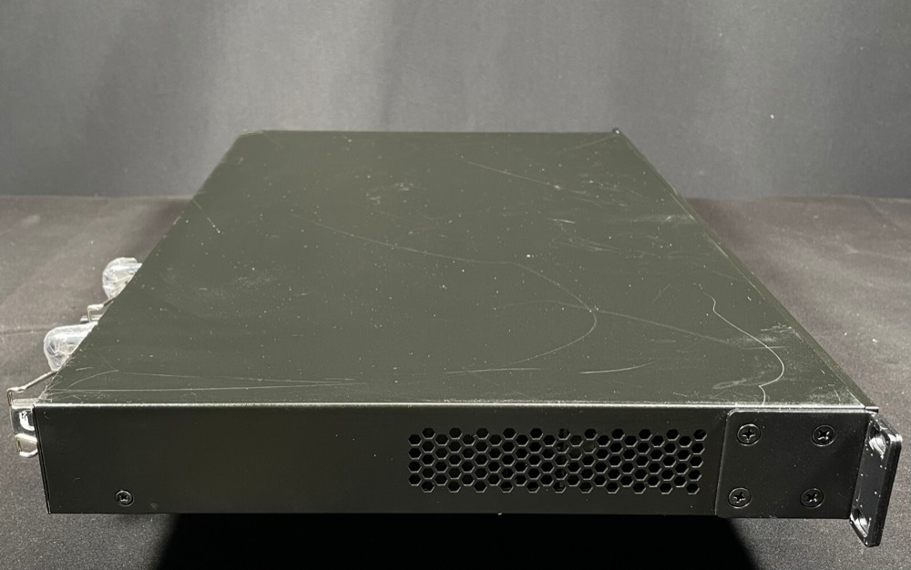 Коммутатор Ubiquiti ER-8-XG — фото 3