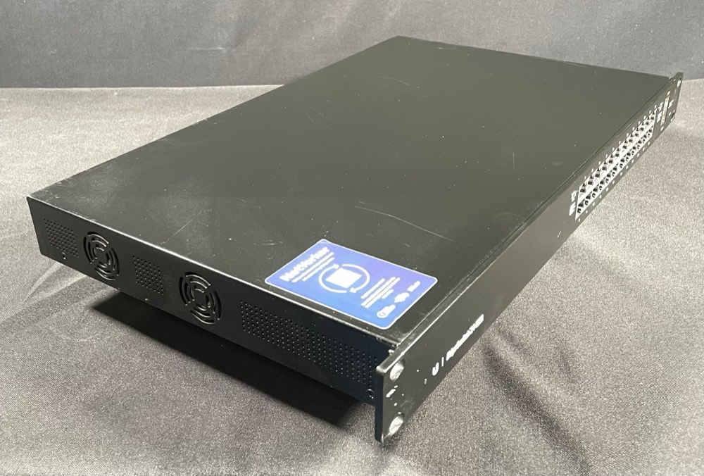 Коммутатор Ubiquiti ES-24-250W — фото 2